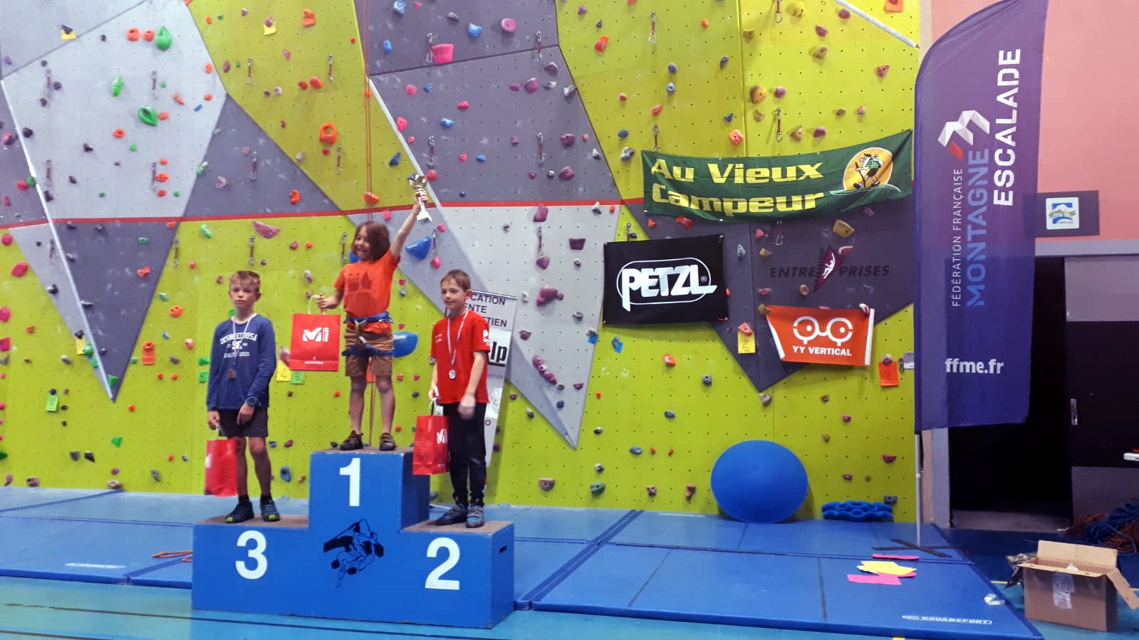 podium U12 G 2